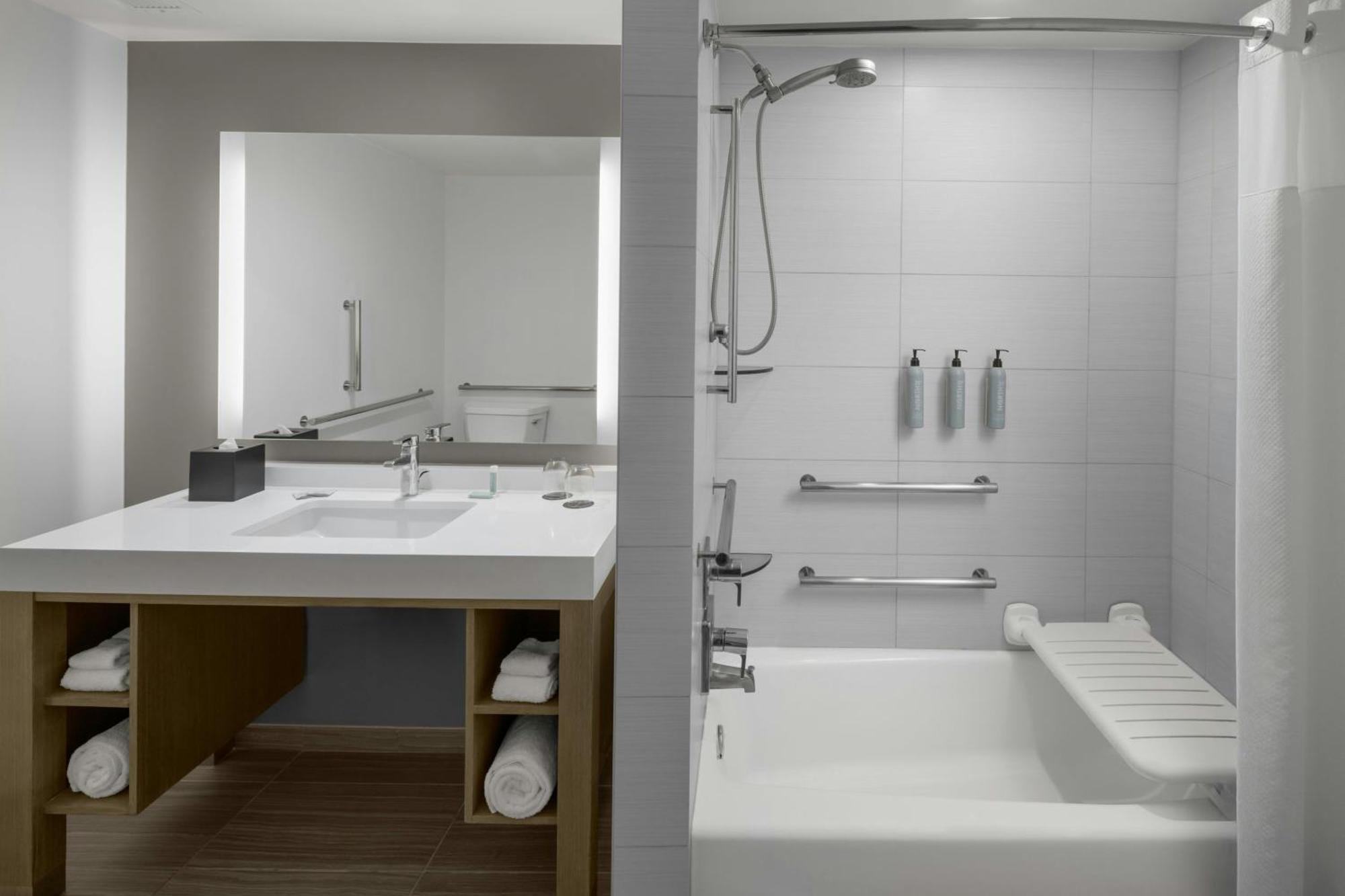 คอร์ตยาร์ด ออร์แลนโด เซาท์/กรันเด เลค แอเรีย Hotel Williamsburg ภายนอก รูปภาพ